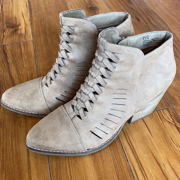 Coconuts by Matisse Shoes - Coconuts by Matisse Ally Western Ankle Boot